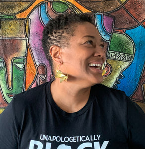 Black woman in Fulani african earrings handmade in Africa
